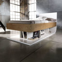 Letto design Limbo Bed vista angolata con struttura in rovere