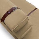 Dettaglio cinghia in pelle divano Docker