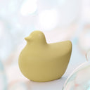 Scultura decorativa Paperella in giallo per home decor, un design giocoso e accogliente per ogni ambiente.