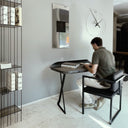 Sedia di design Numa utilizzata in ambiente living moderno